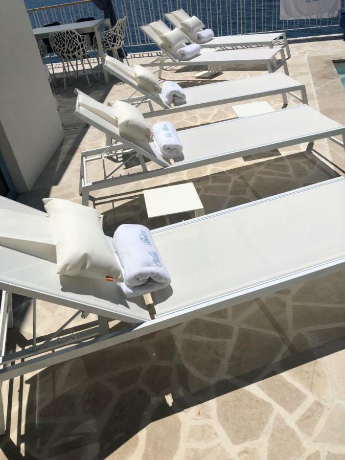 Villa Beline Direct Aan Zee, Verwarmd Zwembad En Sauna Tribanj-Kruscica Kültér fotó